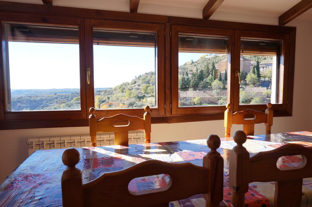 Casa Rural Os Arregueses Alquézar Εξωτερικό φωτογραφία